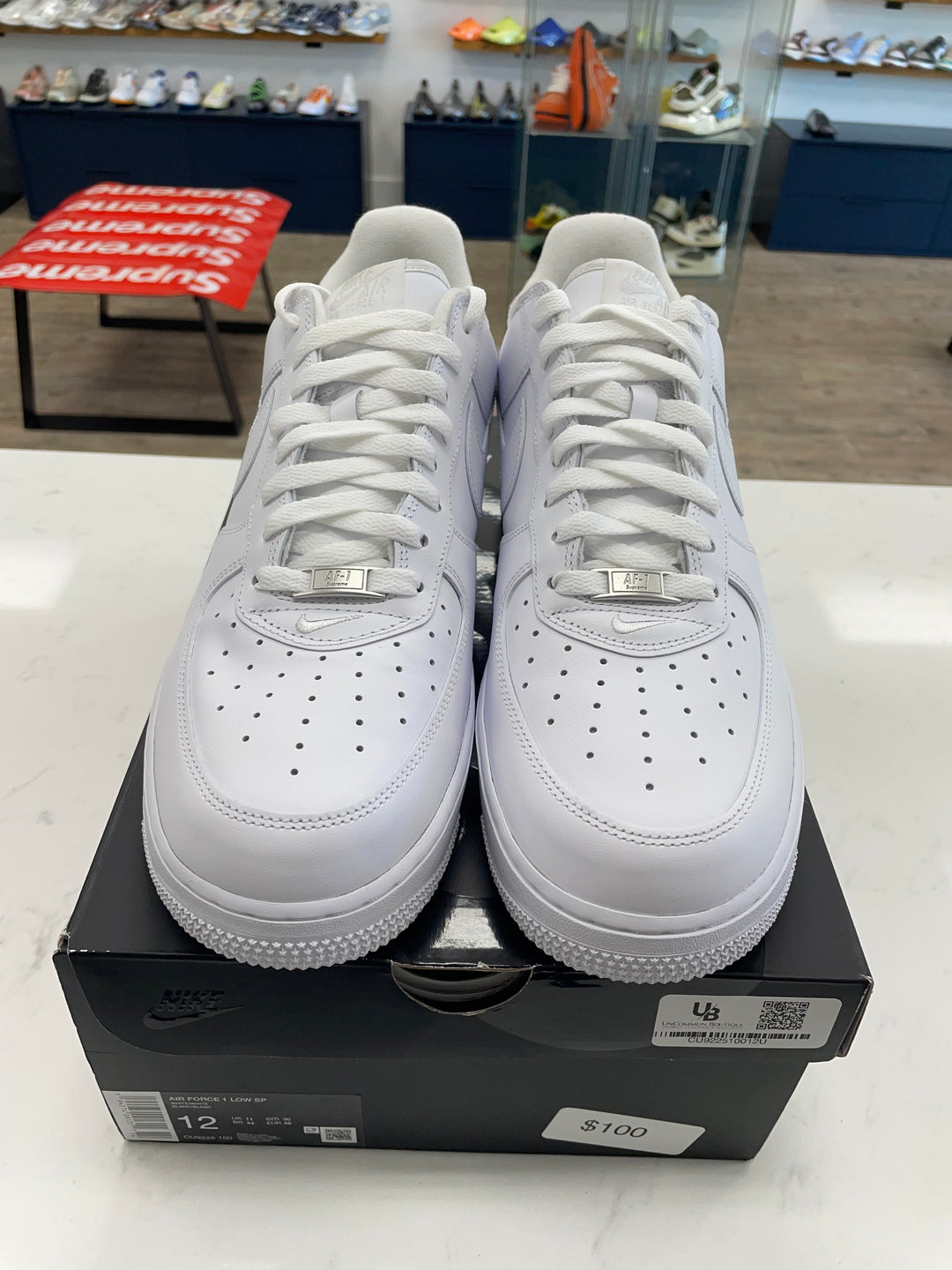 Nike Air Force 1 Low Supreme White- Worn