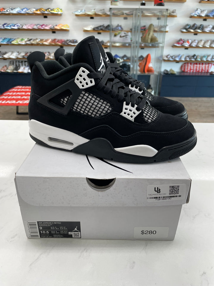 Jordan 4 Retro White Thunder- Worn