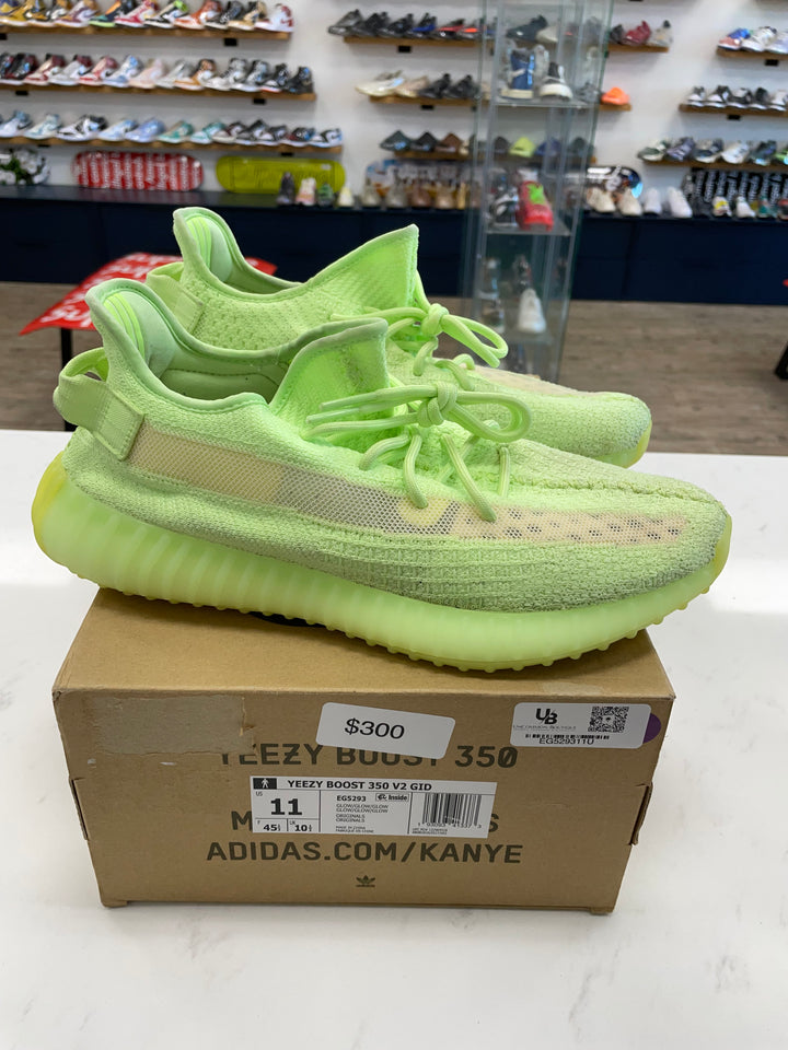 adidas Yeezy Boost 350 V2 Glow- Worn