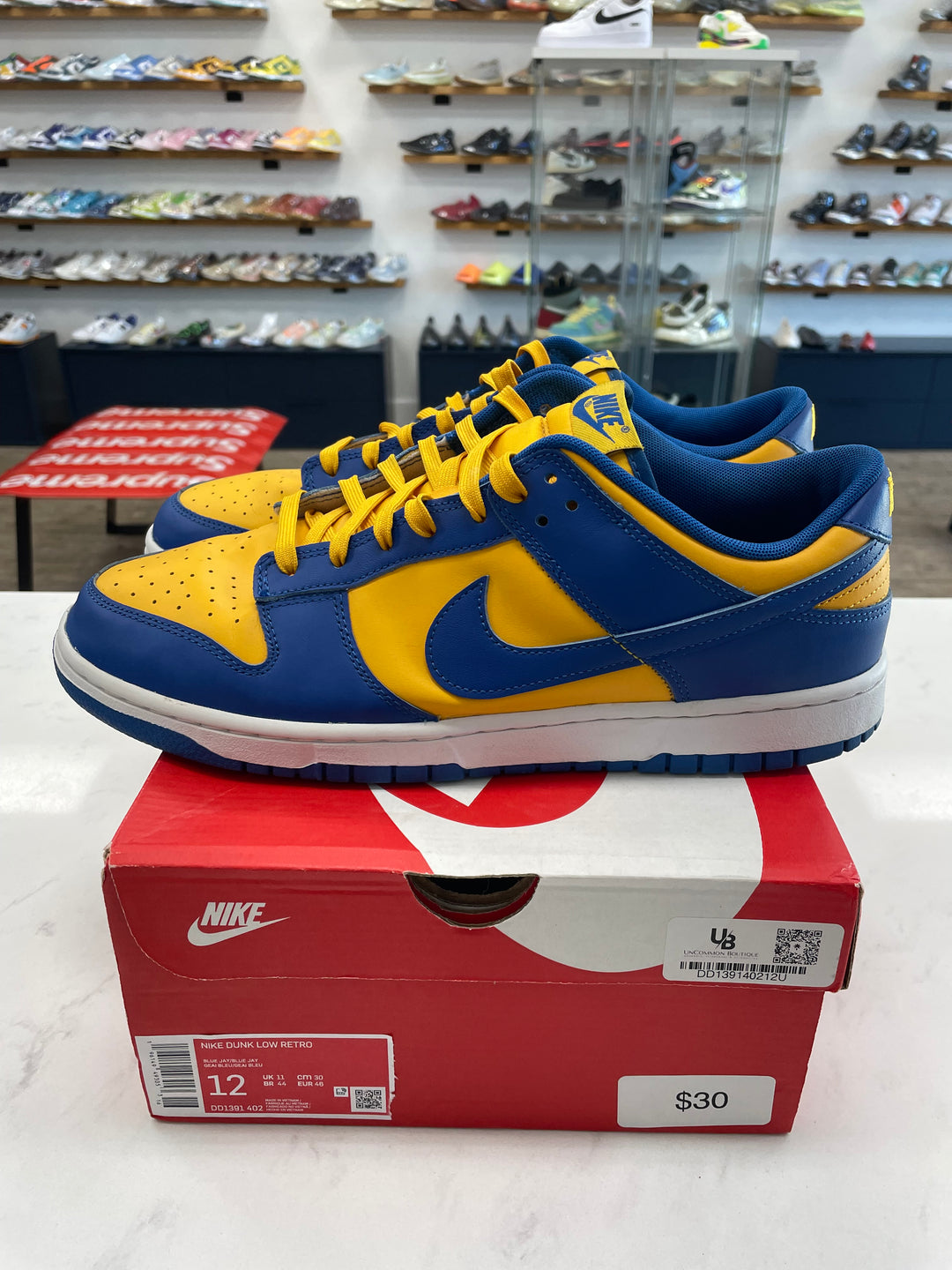 Nike Dunk Low UCLA- Worn