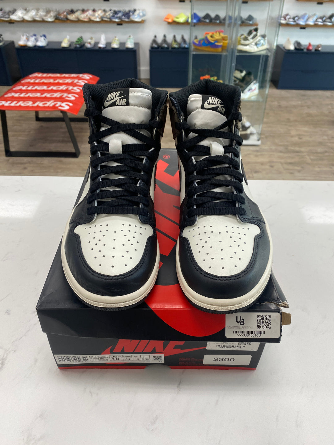 Jordan 1 Retro High Dark Mocha- Worn