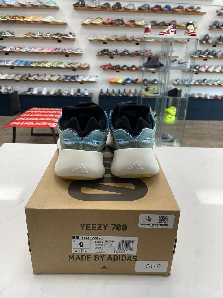 adidas Yeezy Boost 700 V3 Arzareth - Worn