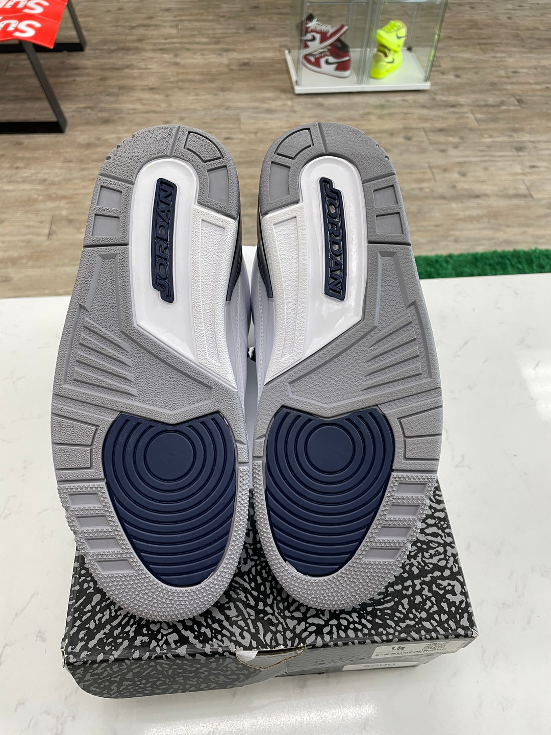 Jordan 3 Retro Midnight Navy - Worn