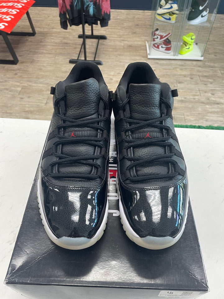 Jordan 11 Retro Low 72-10 - Worn