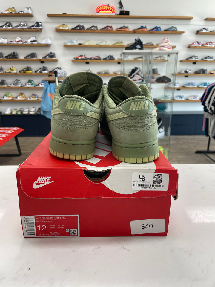 Nike Dunk Low Retro Premium Oil Green Olive Aura - Worn