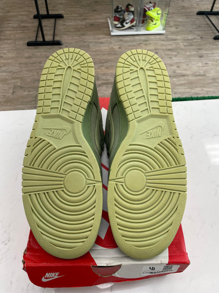 Nike Dunk Low Retro Premium Oil Green Olive Aura - Worn