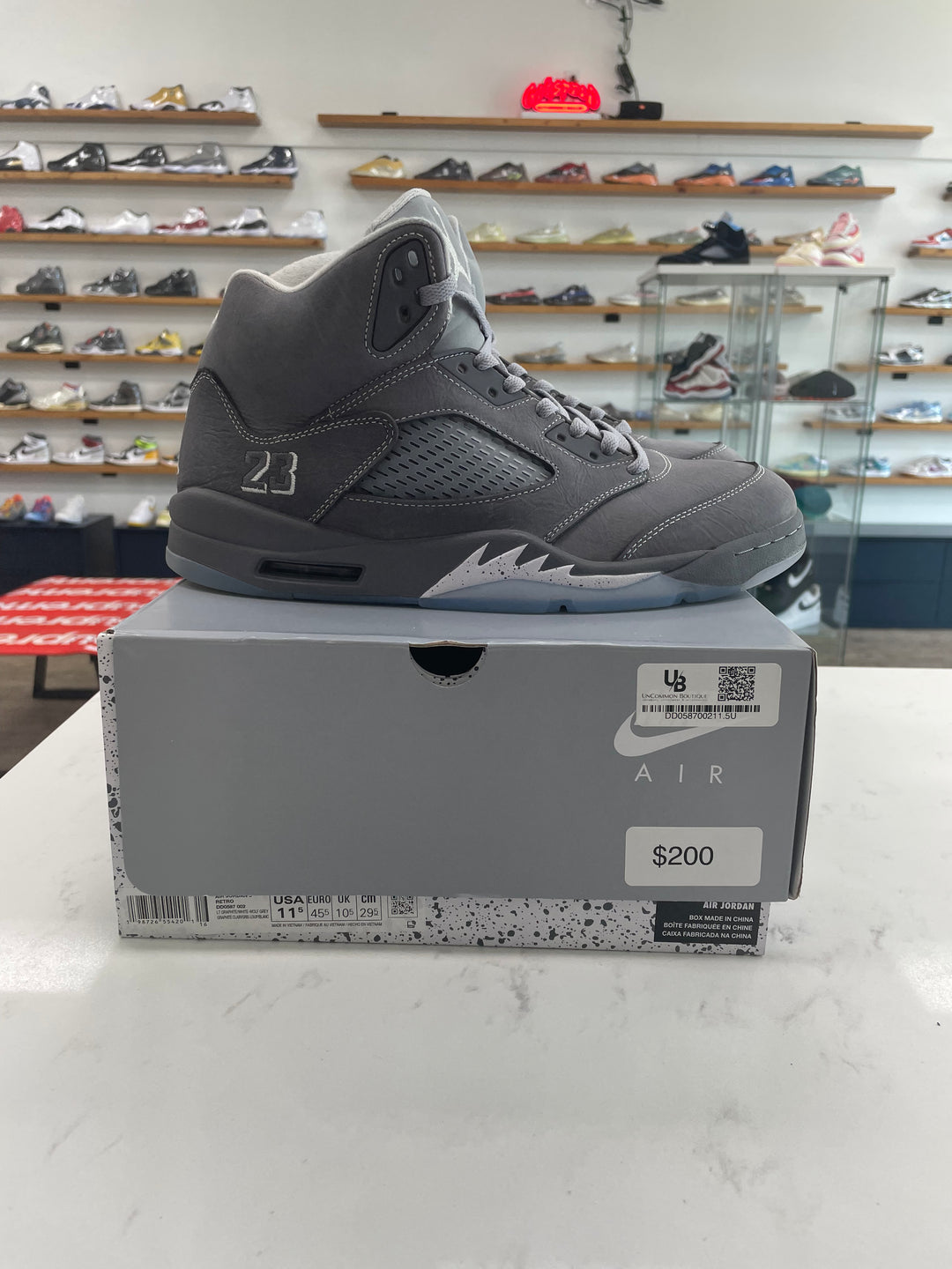 Jordan 5 Retro Wolf Grey (2026) - Worn