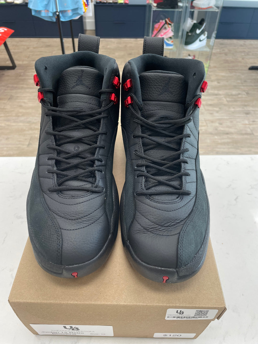 Jordan 12 Retro Bloodline - Worn