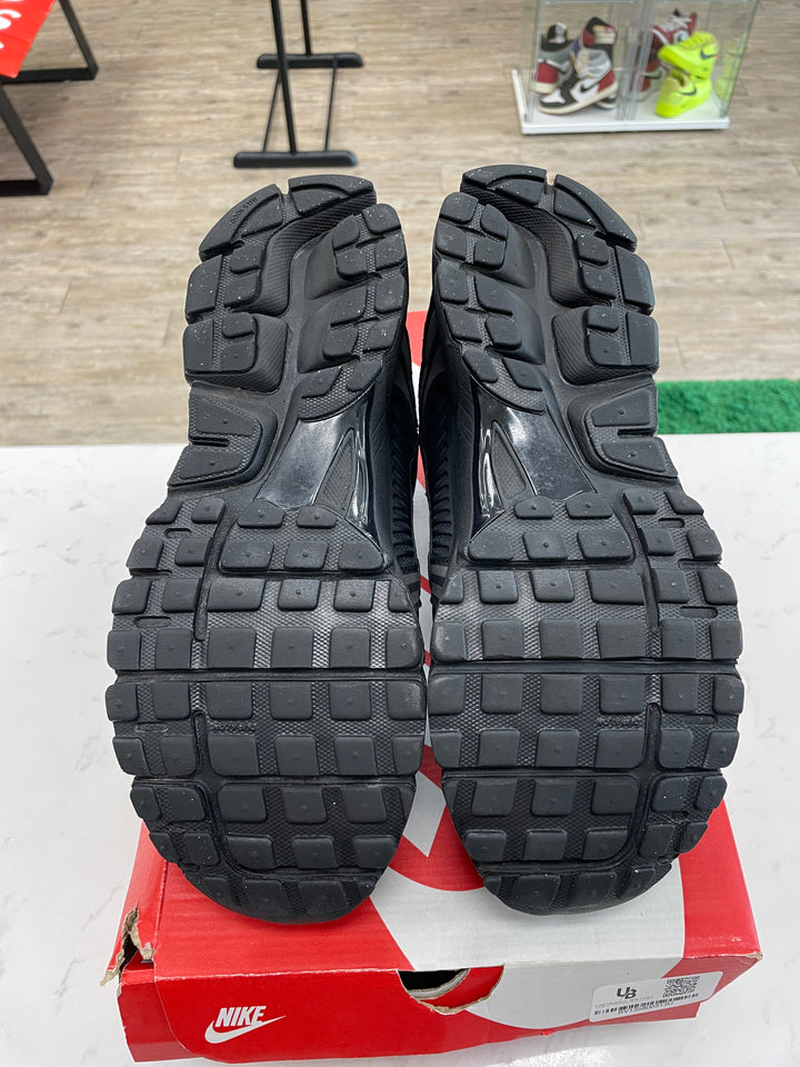 Nike Zoom Vomero 5 Triple Black - Worn