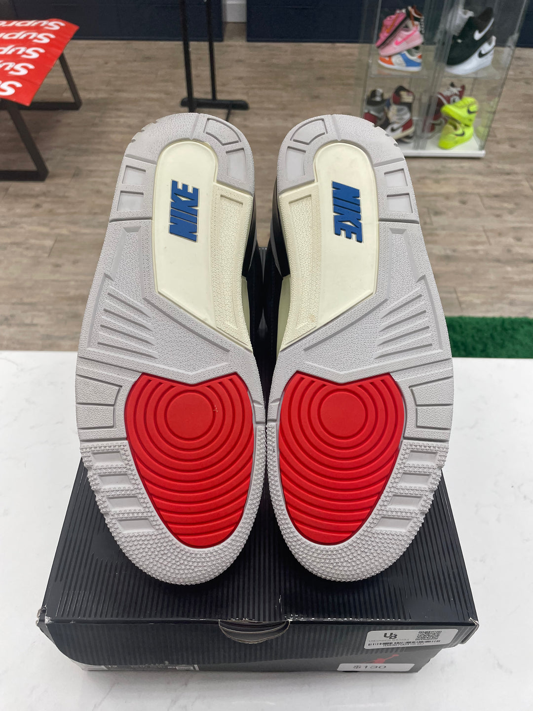 Jordan 3 Retro OG Rare Air - Worn