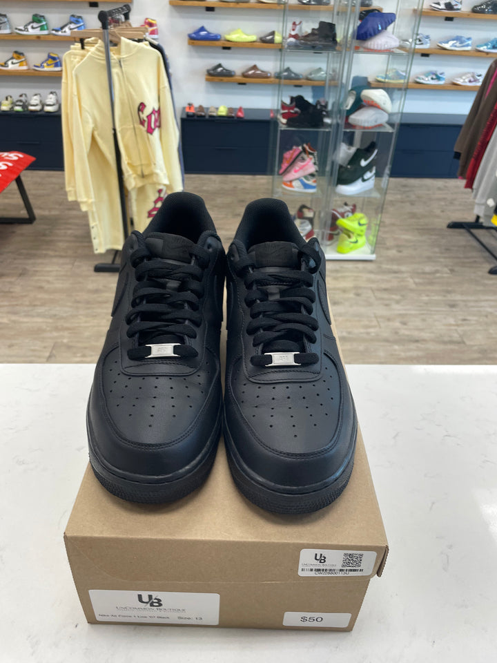 Nike Air Force 1 Low '07 Black - Worn