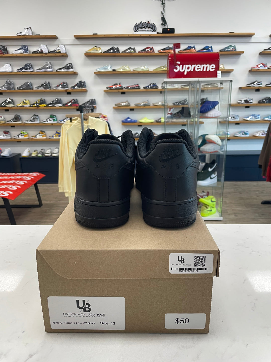 Nike Air Force 1 Low '07 Black - Worn