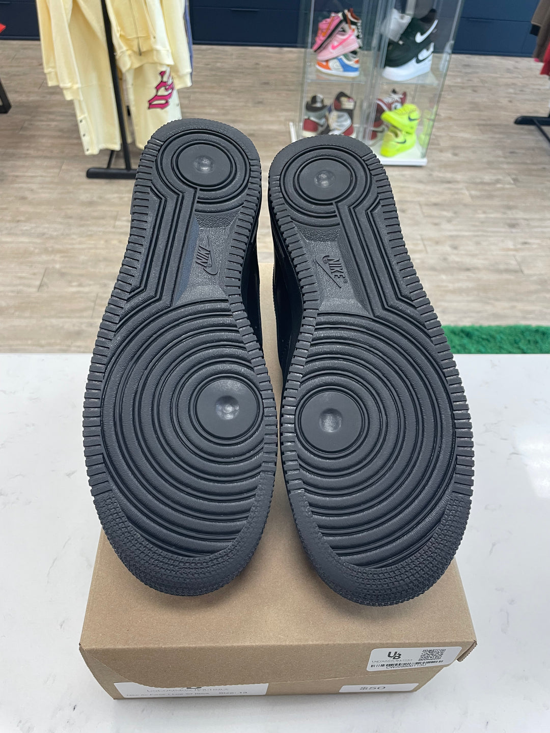 Nike Air Force 1 Low '07 Black - Worn