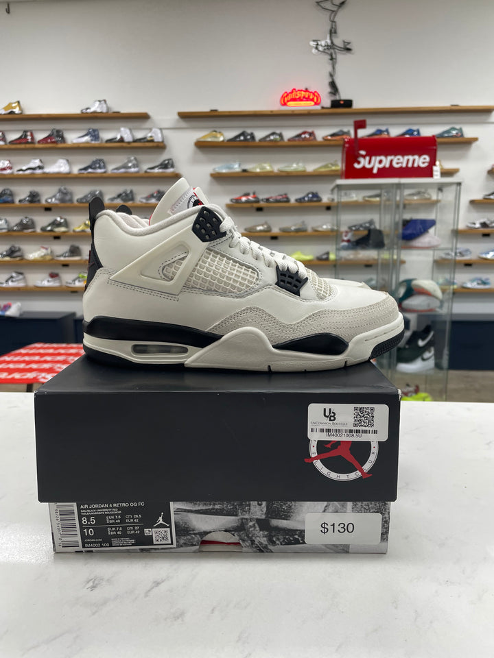 Jordan 4 Retro Flight Club - Worn