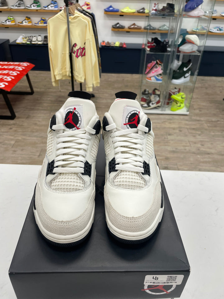 Jordan 4 Retro Flight Club - Worn
