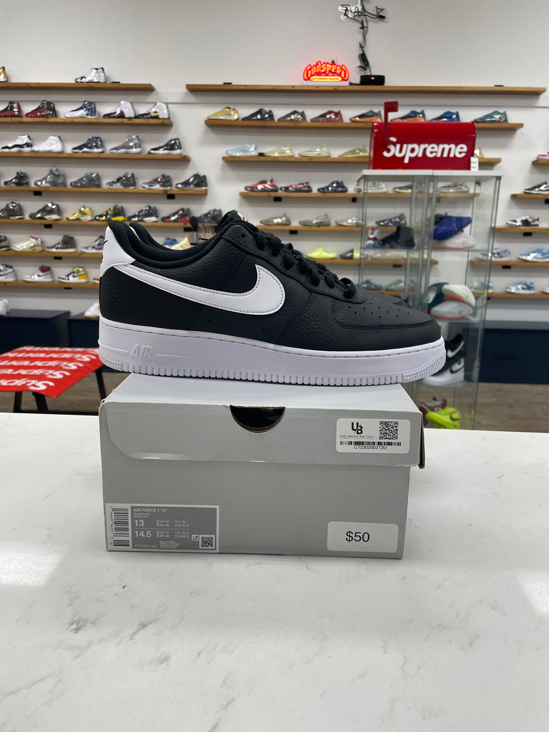 Nike Air Force 1 Low '07 Black White Pebbled Leather - Worn
