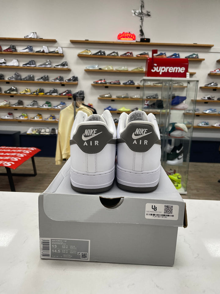 Nike Air Force 1 Low '07 White Light Smoke Grey - Worn