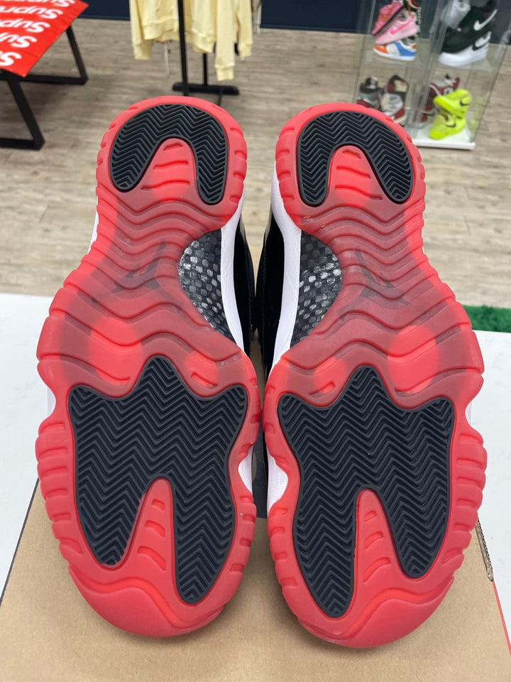 Jordan 11 Retro Low Bred (2025) - Worn