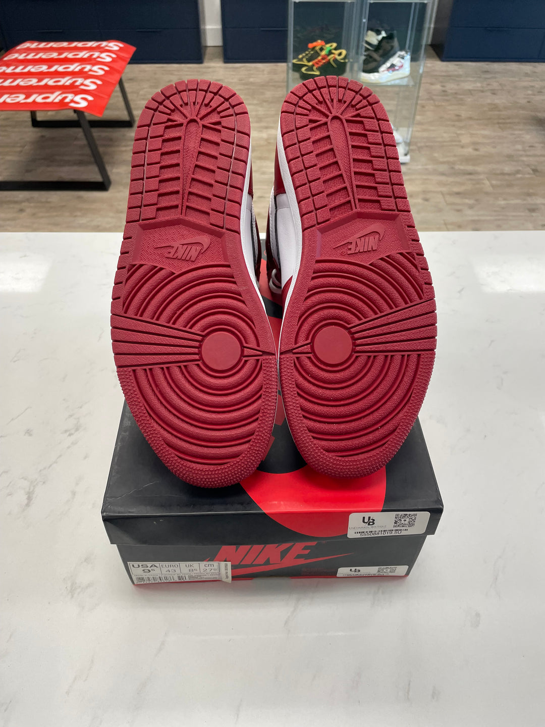 Jordan 1 Retro Chicago (2015) - Worn