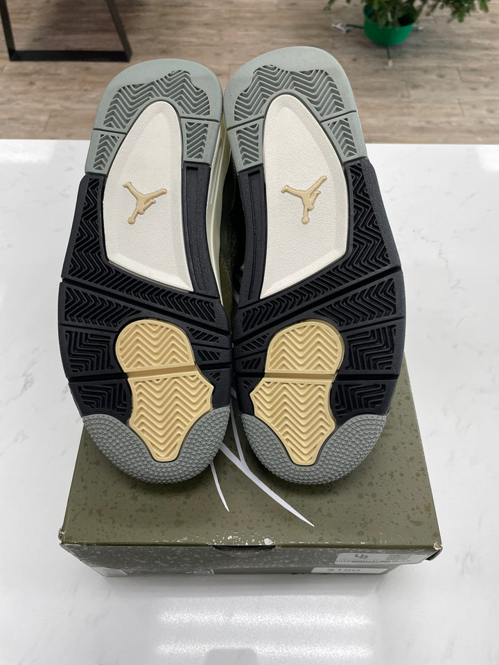 Jordan 4 Retro SE Craft Medium Olive (GS) - Worn