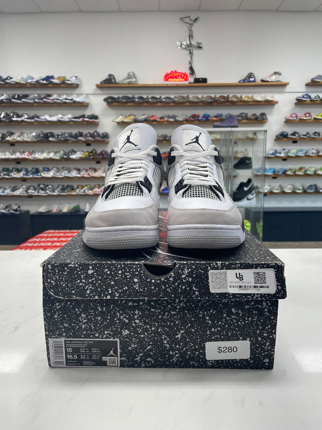 Jordan 4 Retro Military Black - Worn