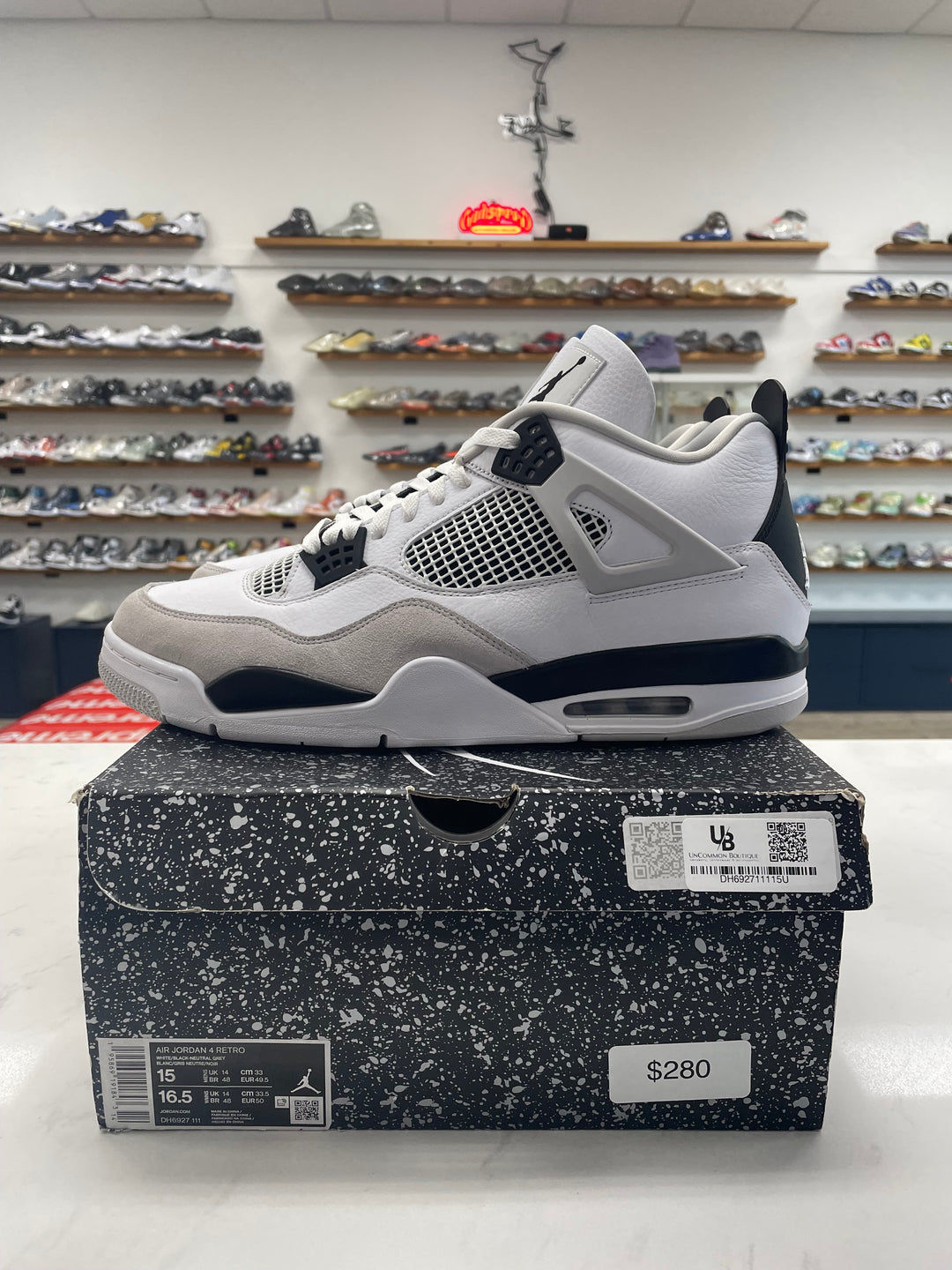 Jordan 4 Retro Military Black - Worn