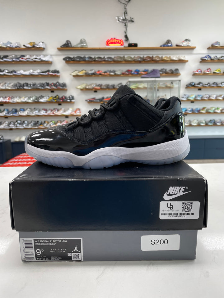 Jordan 11 Retro Low Space Jam - Worn