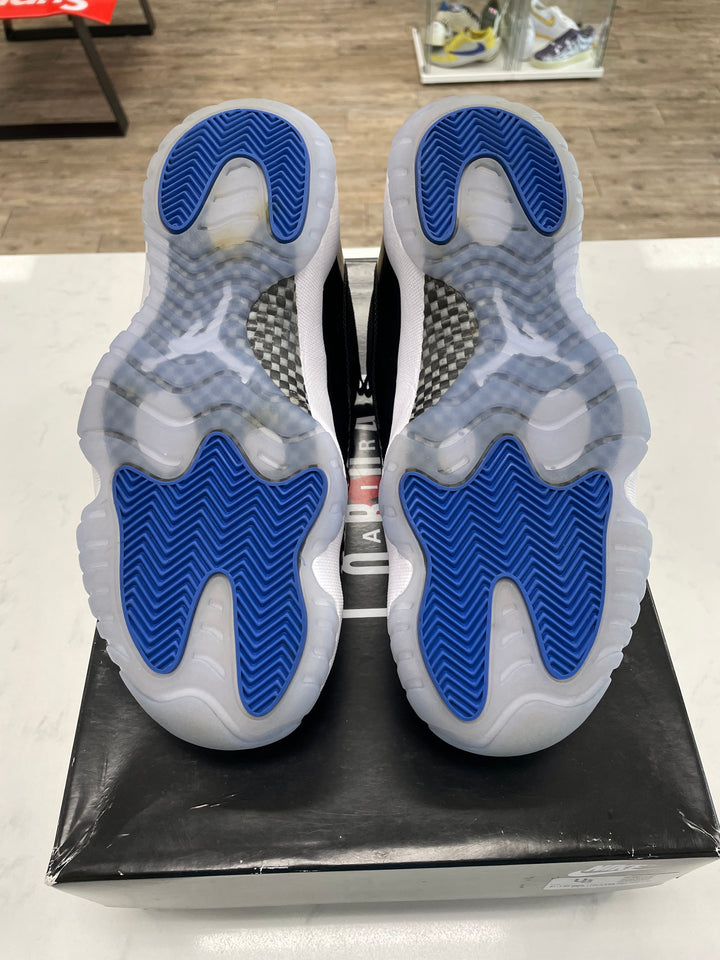 Jordan 11 Retro Low Space Jam - Worn