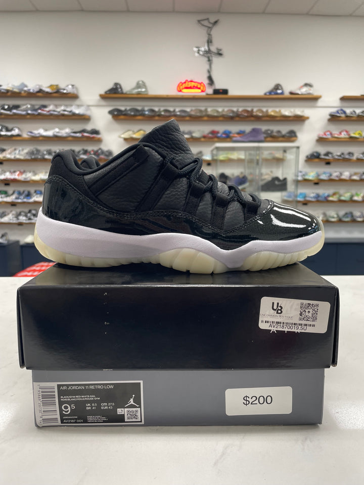 Jordan 11 Retro Low 72-10 - Worn