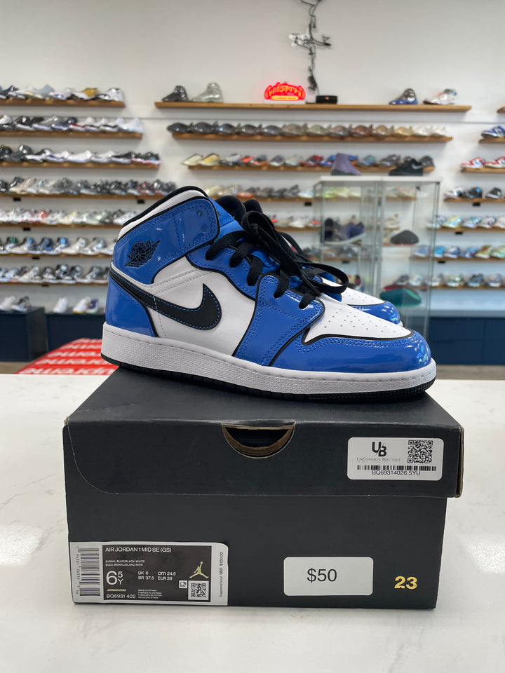 Jordan 1 Mid Signal Blue (GS) - Worn