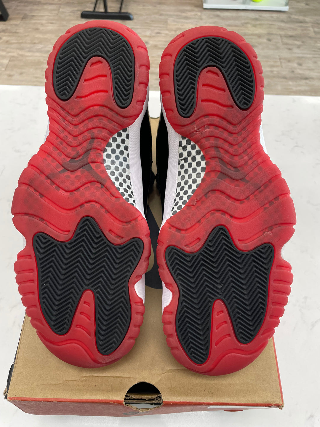 Jordan 11 Retro Playoffs Bred (2019) - Worn
