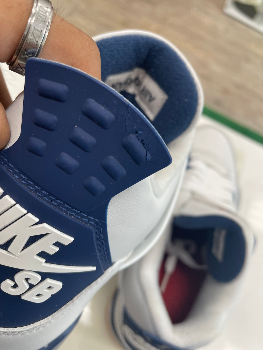 Jordan 4 Retro SB Navy - Worn