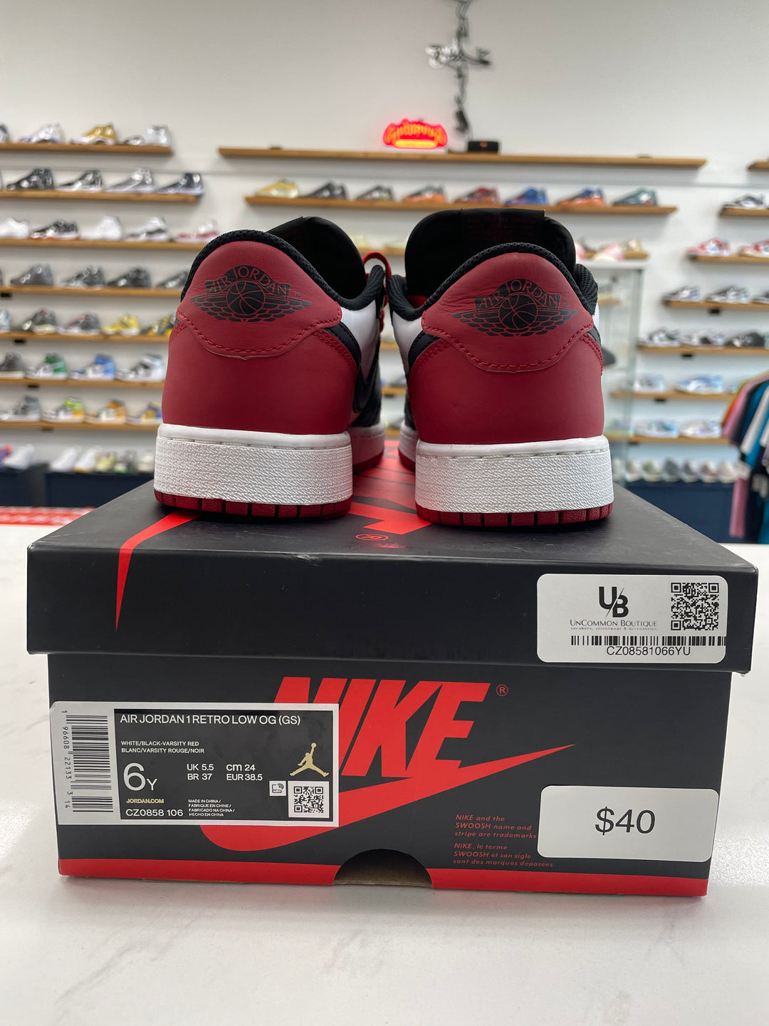 Jordan 1 Retro Low OG Black Toe (2023) (GS) - Worn