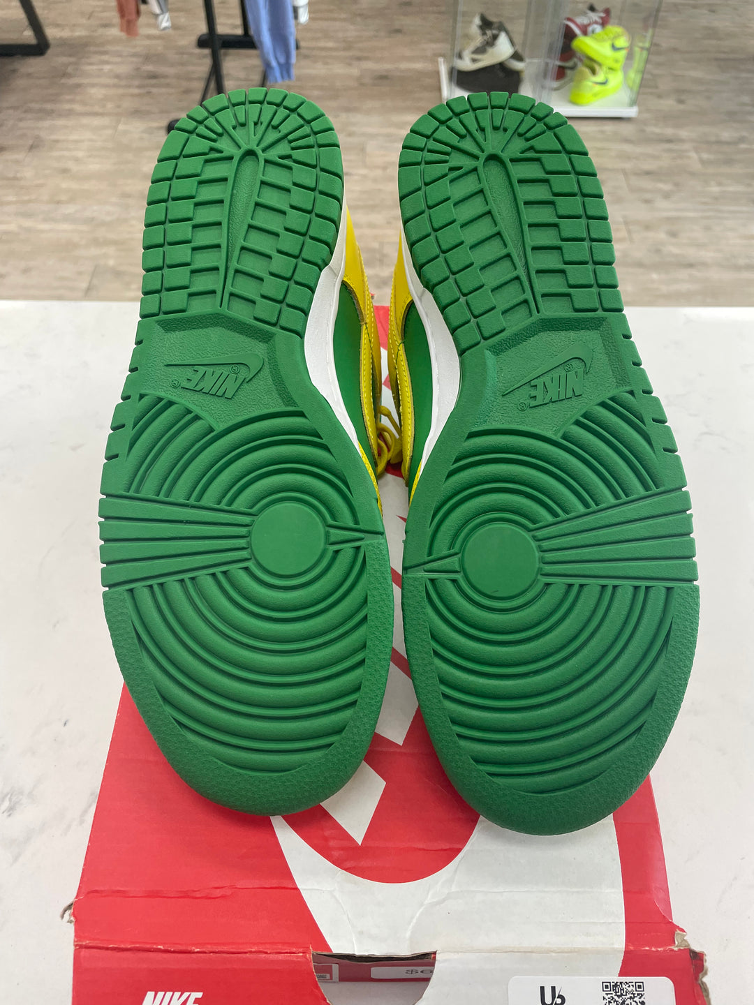 Nike Dunk Low Retro Reverse Brazil - Worn