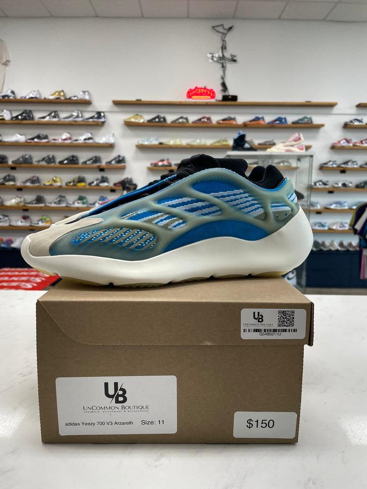 adidas Yeezy 700 V3 Arzareth - Worn