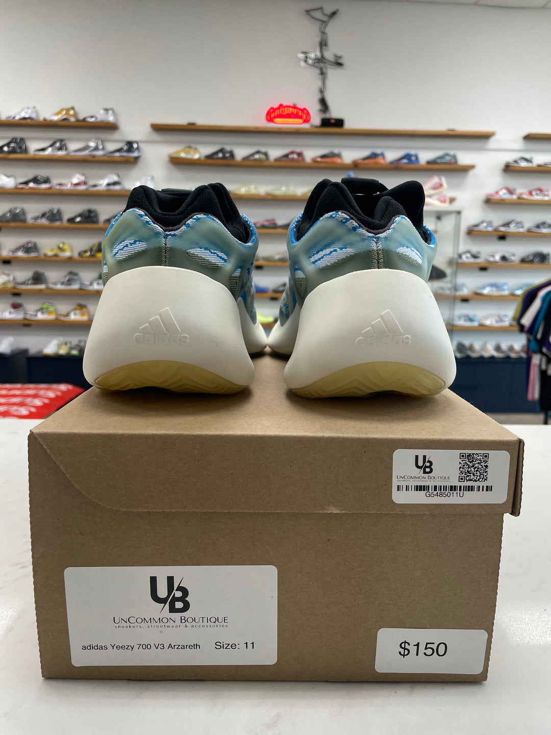adidas Yeezy 700 V3 Arzareth - Worn