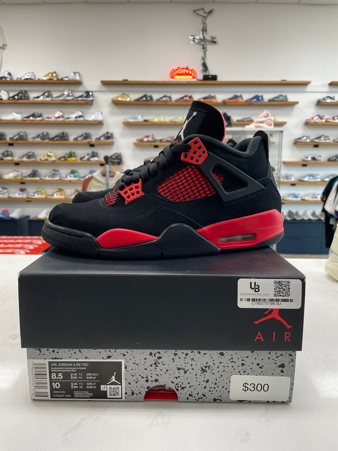 Jordan 4 Retro Red Thunder - Worn