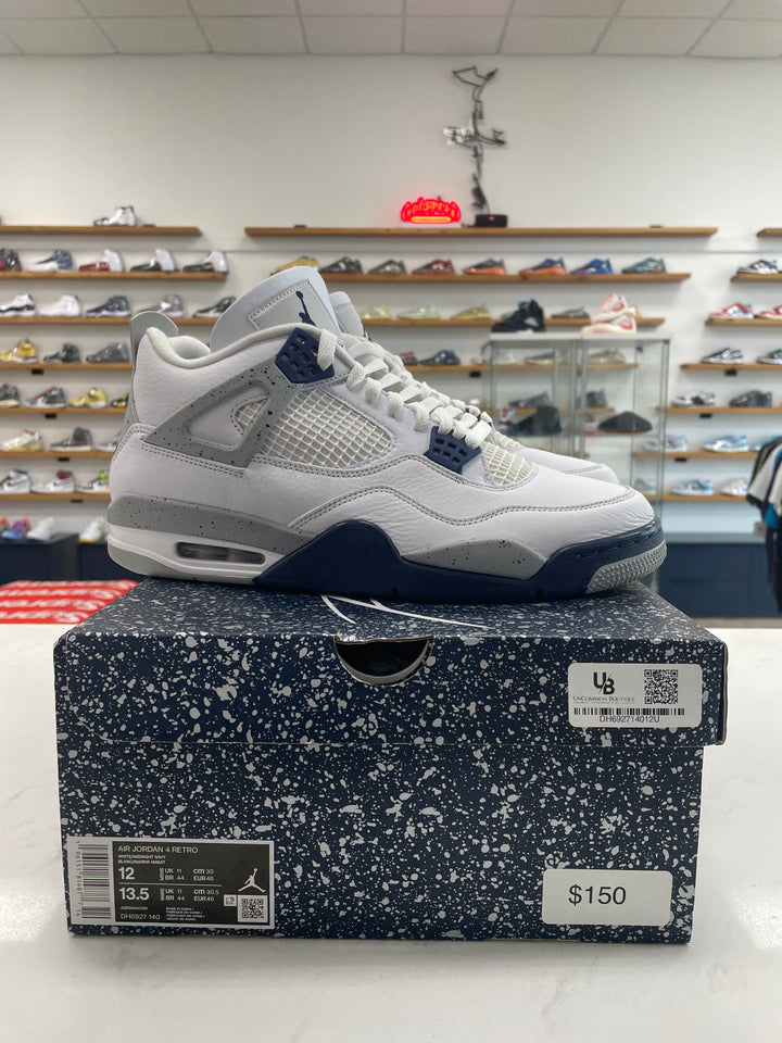 Jordan 4 Retro Midnight Navy - Worn