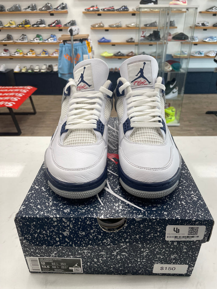 Jordan 4 Retro Midnight Navy - Worn