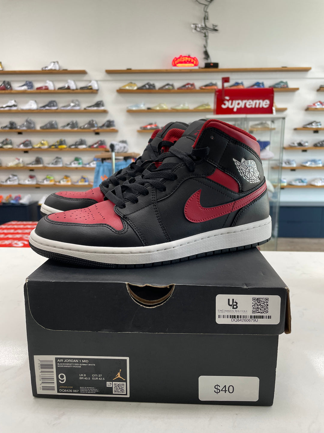 Jordan 1 Mid Bred Twist - Worn