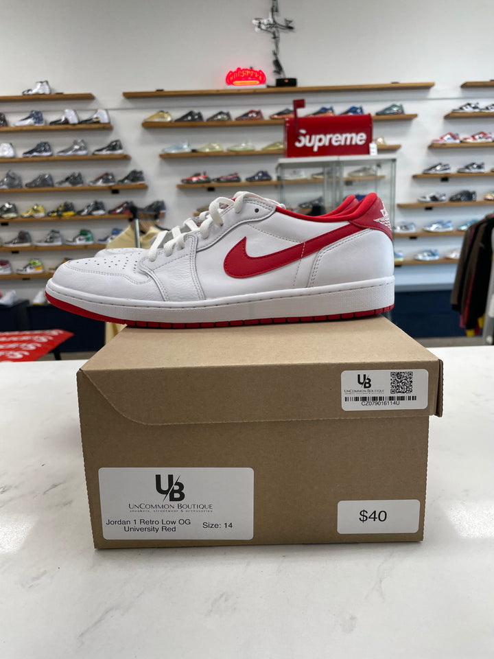 Jordan 1 Retro Low OG University Red - Worn
