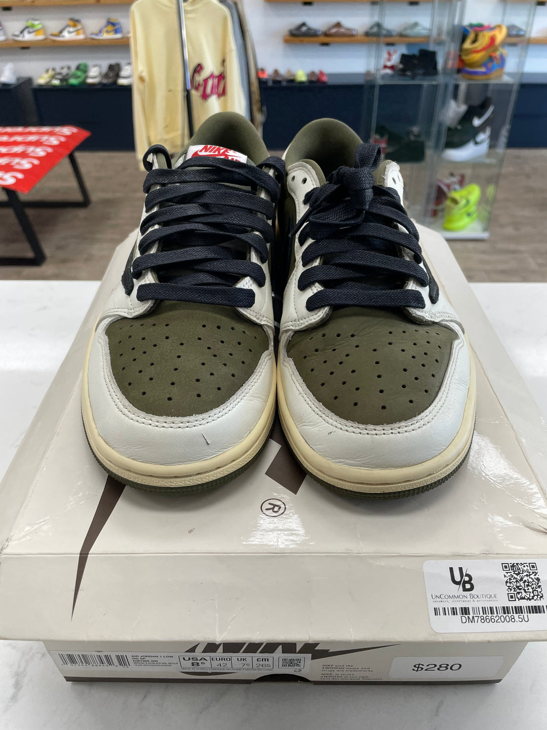 Jordan 1 Retro Low OG SP Travis Scott Medium Olive - Worn