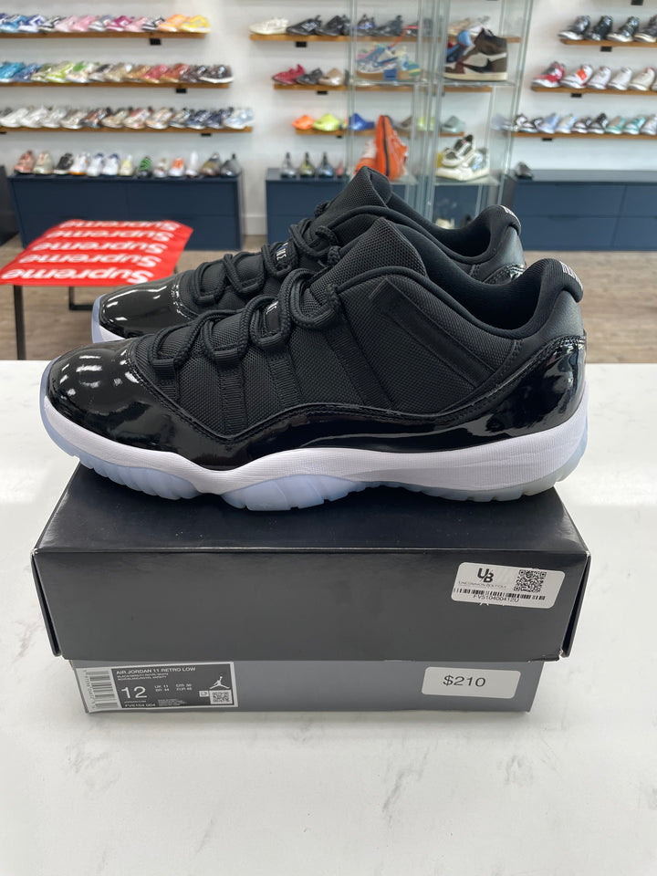 Jordan 11 Retro Low Space Jam- Worn
