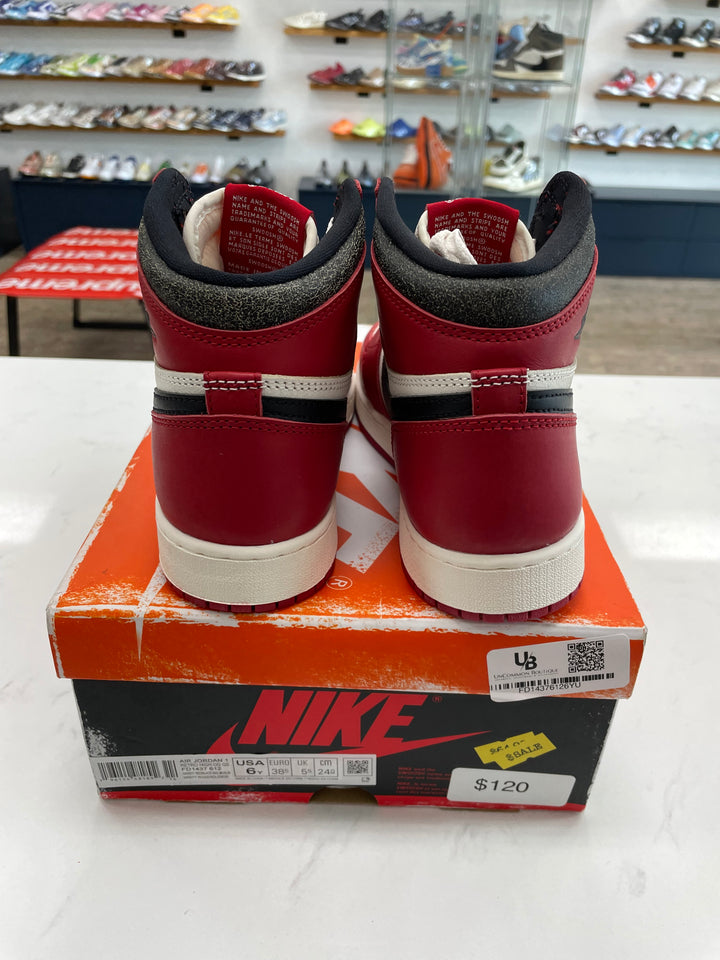 Jordan 1 Retro High OG Chicago Lost and Found (GS)- Worn