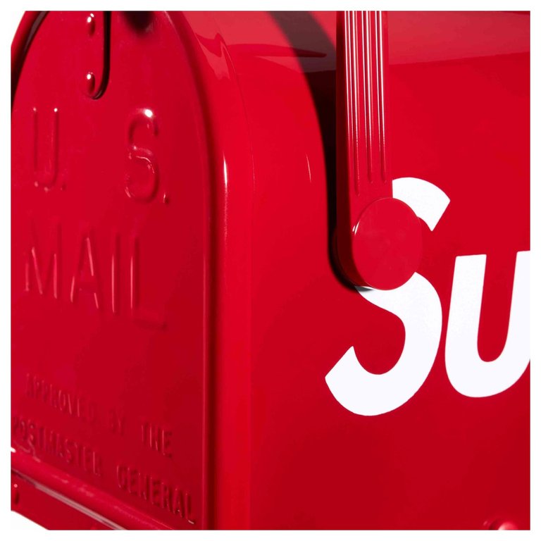 Supreme Gaines Mailbox Red